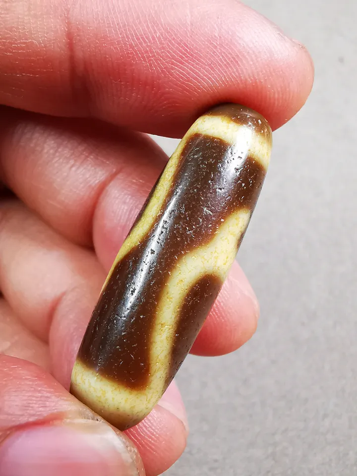 Gandhanra Tibetan Green Tara Dzi Bead,Tibetan Chung,Protective Amulet,Small Size 36*11 mm