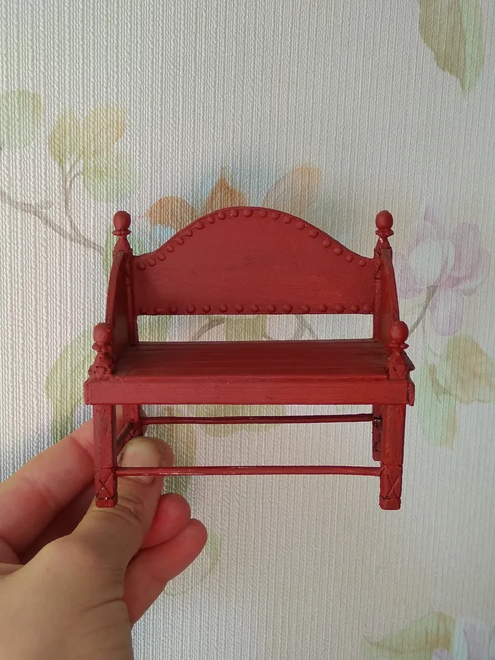 Bench for a doll's garden, park or veranda.1:12 scale.