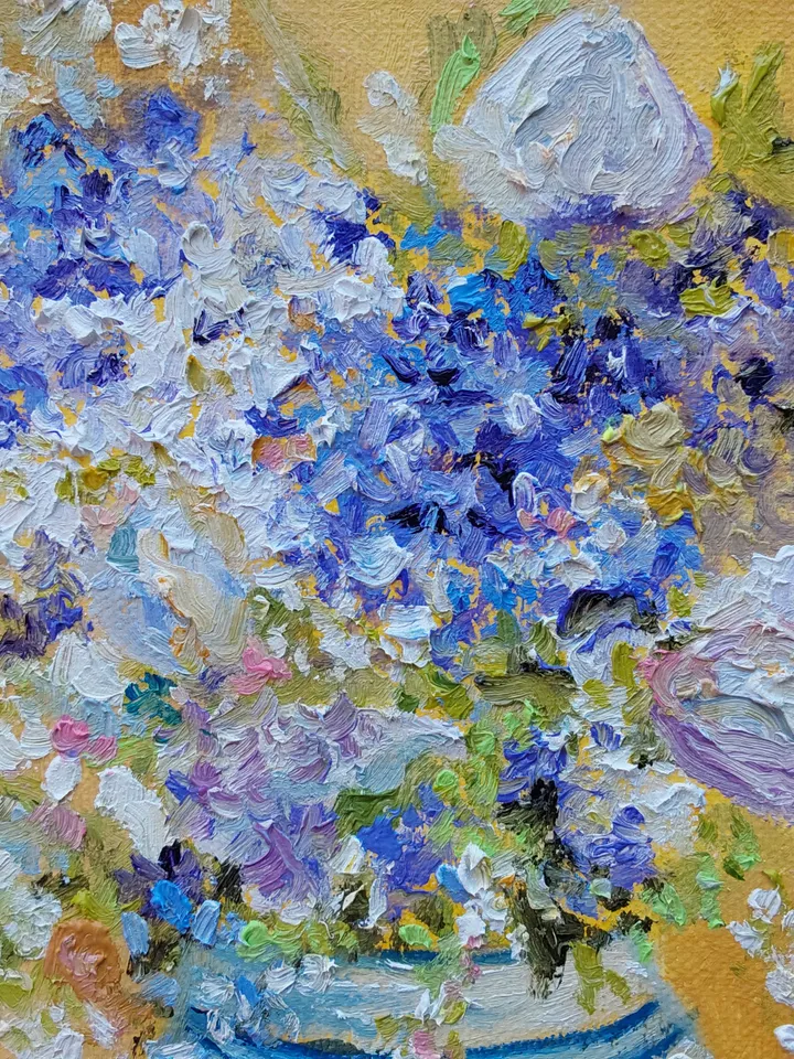 Oil painting on canvas "Still life. Bouquet of lilacs in a Chinese vase" 24x30cm (9.6x12inch)