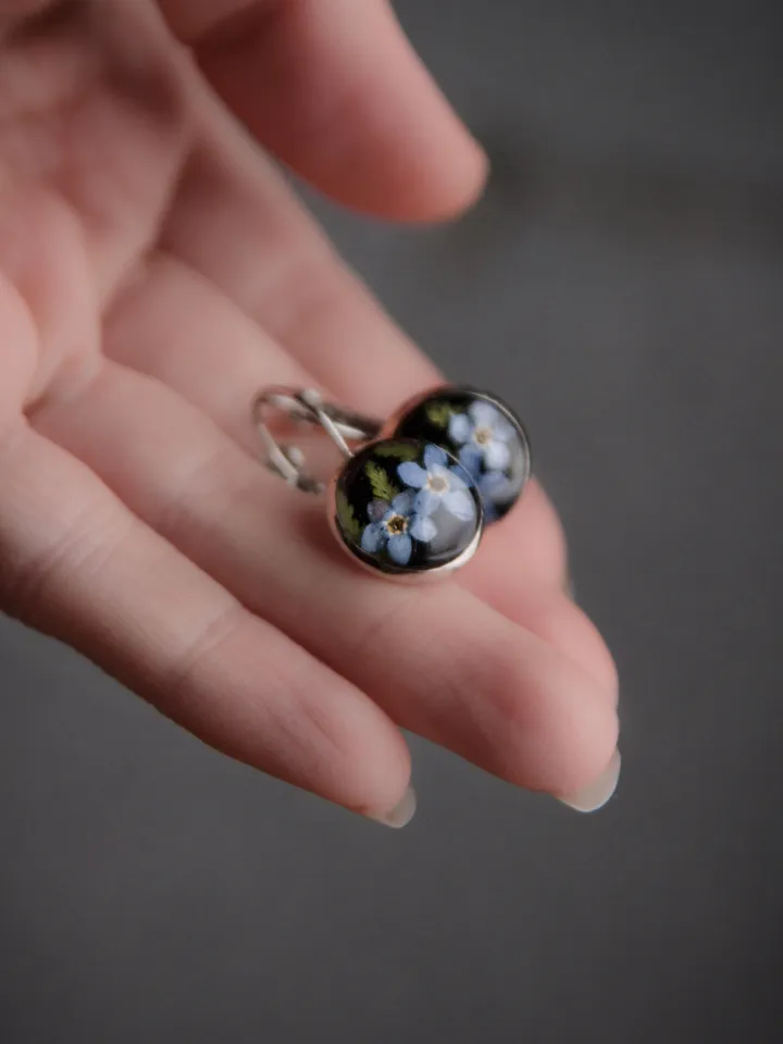 Fern and Forget-me-not flowers earrings. Classic dangles made of clear resin