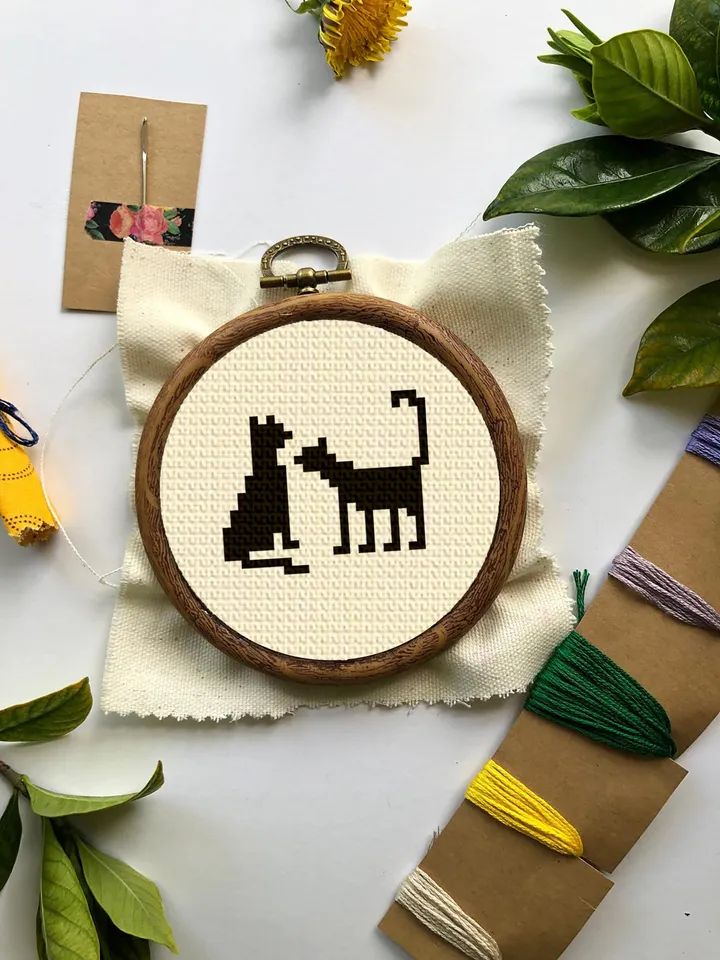 Small cross stitch pattern download PDF Mini black cat cross stitch chart, Quick beginner stitch Cat lover gift Cute animal cross stitch #K6