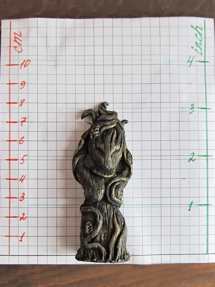 Dryad figurine Forest nymph Spirit Patroness tree Goddess Gaia Tooth fairy Pagan statue Wicca Amulet Fantasy monster miniature Forest Folk