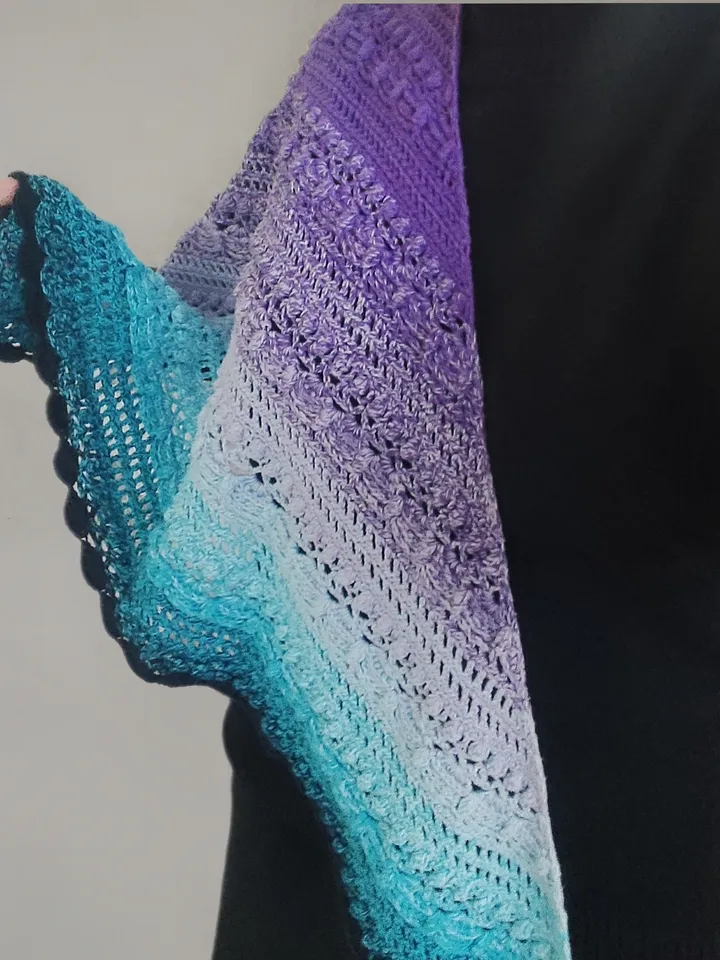 Handmade shawl, gradient knitted shawl
