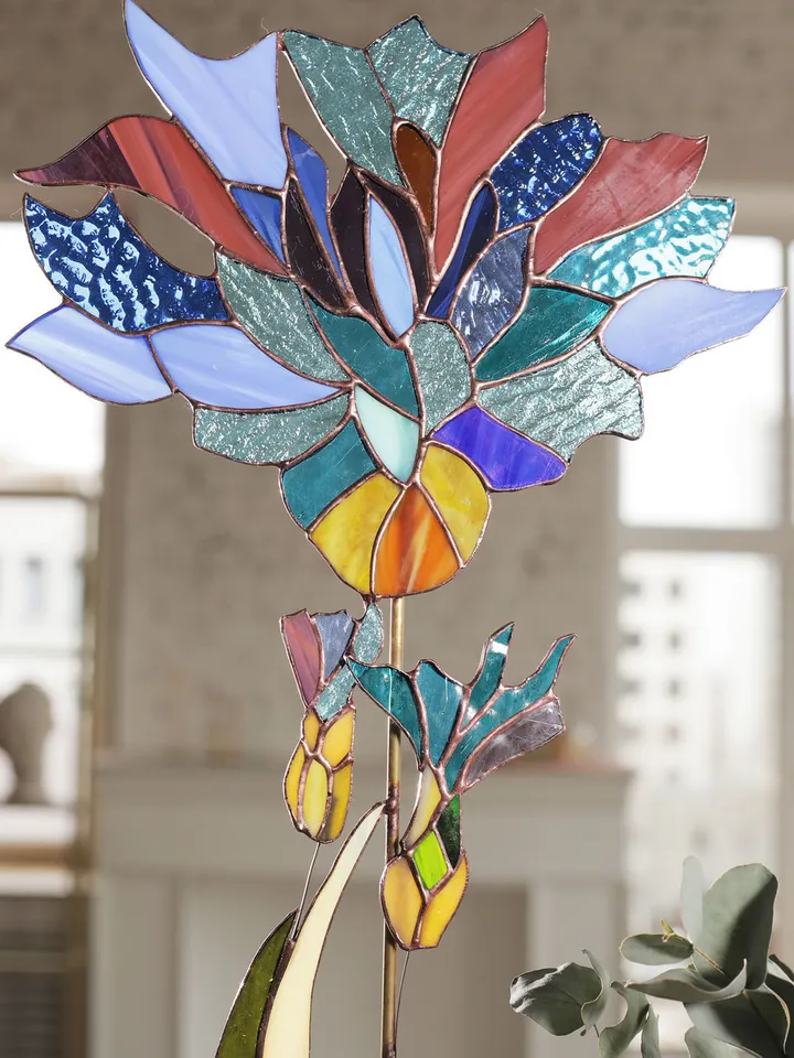 Cornflower on a Brass and Cast Stone Stand, Stained Glass Wildflower, Glass Cornflower Art, Tiffany Style Cornflower, Decorative Field Flower, Cornflower on a Stand, Handmade Glass Flower
