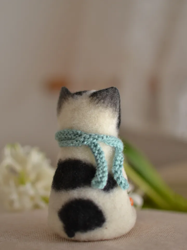 Handmade toy made of wool, French bulldog