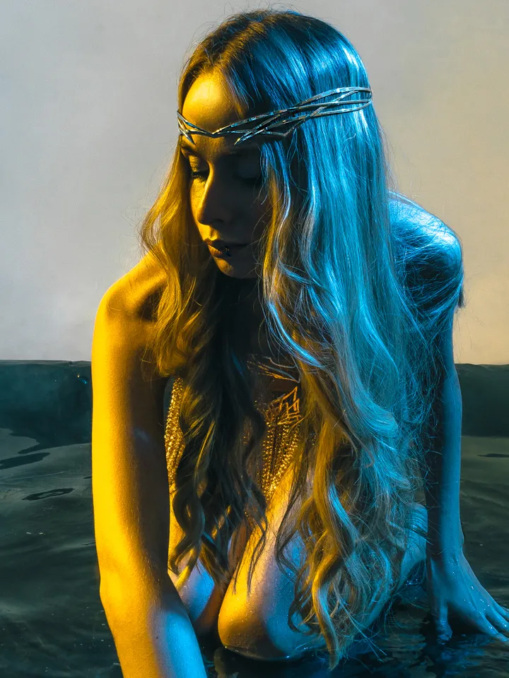 Stylish futuristic fantasy tiara Silver cyberpunk Elf diadem cosmic elven Headpiece wedding Bridal circlet Tefnut