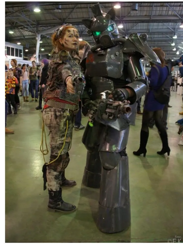 Fallout pony - cosplay - Fallout Equestria - my little pony - fallout helmet - m