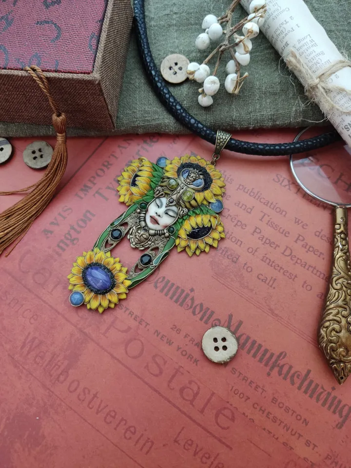 Art Deco style sunflower necklace