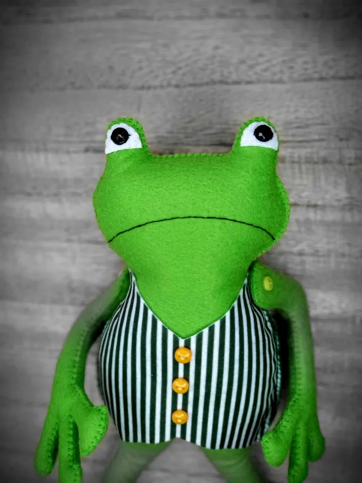 Mr. Frog, Frog Gentleman, Green Toad Toy, Toad, Felt Frog, Felt Toy