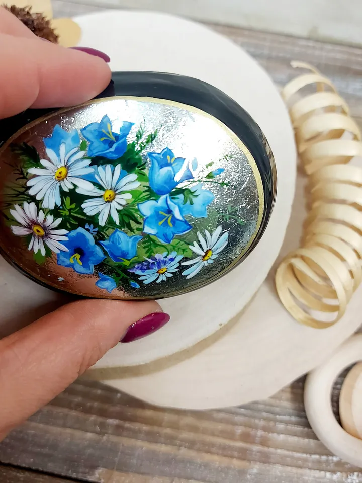 Beautiful Russian Lacquer Box "Wildflower" 2.36*3.2.Fedoskino Mother of pearl Hand painted.jewelry box.Gift for cat lovers.Art gifts.For her