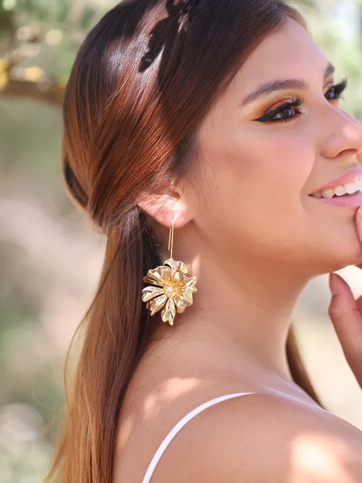 Art deco Wedding Earrings For Bride, Flower Vintage Bridal Earrings, Long Statement Earrings, Floral Bridal Earrings, Gold Wedding Jewelry