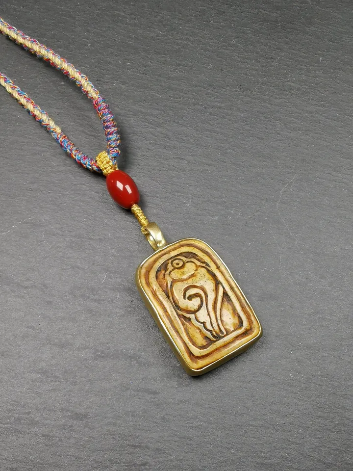Gandhanra Old Tibetan Buddhism Kapala Amulet,Conch Shell Shankha Pendant ,46mm × 25mm