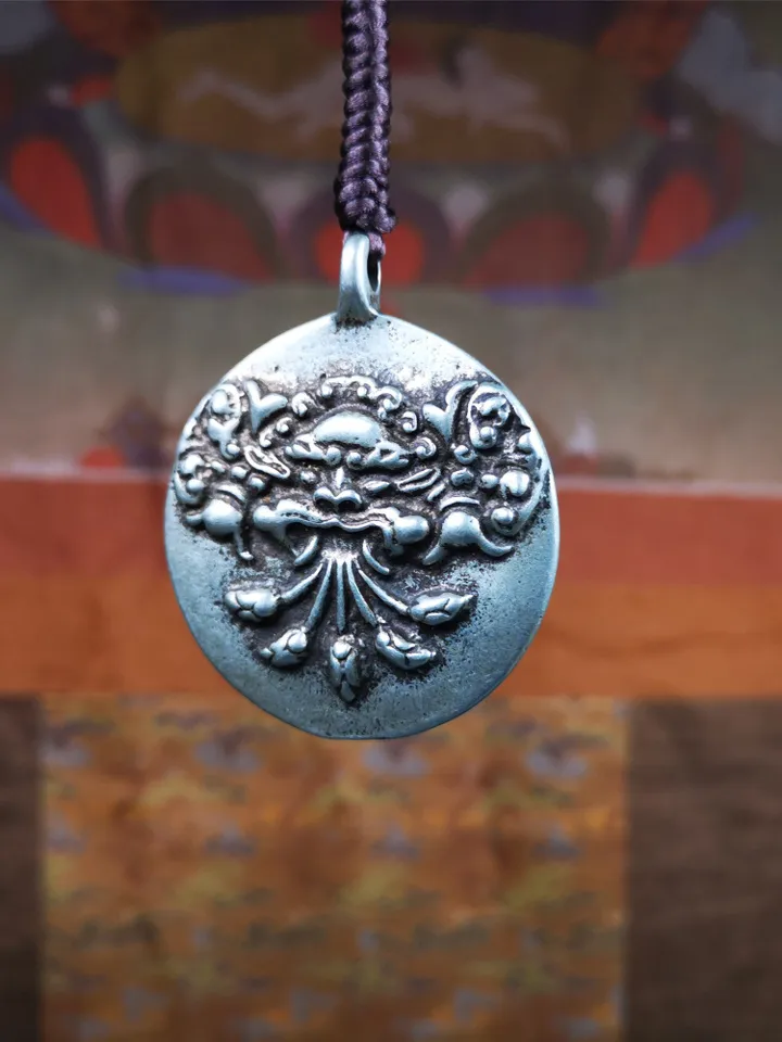 Gandhanra Acient Tibetan Buddhist Amulet,Kirtimukha Melong,Calendar Badge,SIPAHO(srid pa ho),Made of White Copper,1.7&quot;