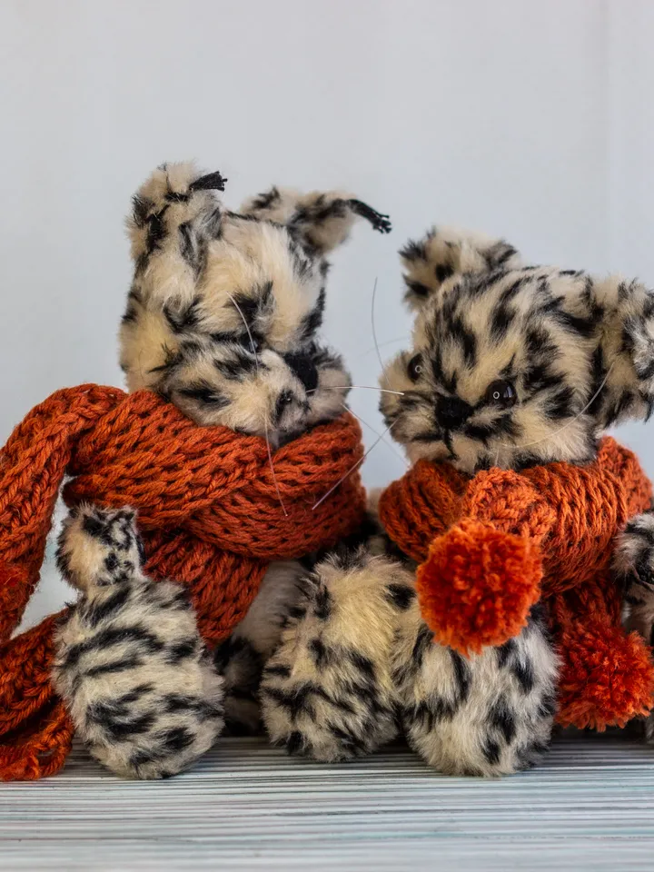 Exclusive Handmade Stuffed Cats toy: A Collectible Soft Animal Gift/ 2 cats together