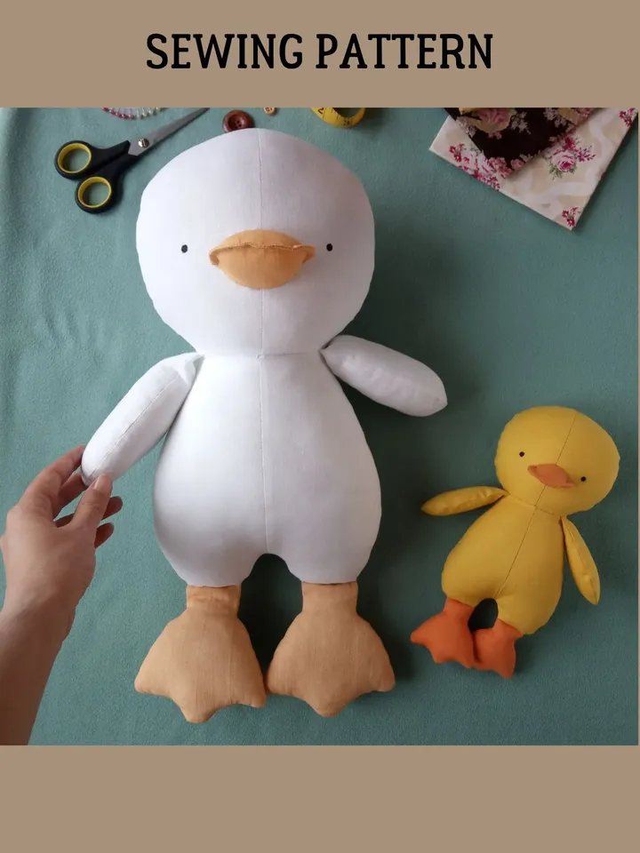 Stuffed Duck Pattern (2 sizes) & Tutorial