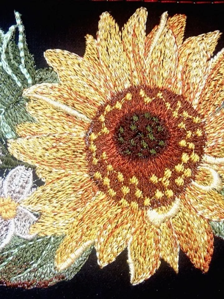 Sunflower 1 part 6x8 Embroidery Design