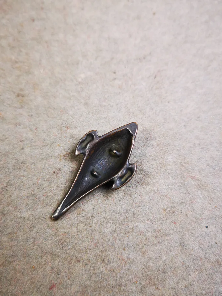 Gandhanra Antique Shankha(Divine Conch) Badge,Tibetan Buddhist Protective Amulet Pendant,Made of Thokcha,60 Years Old