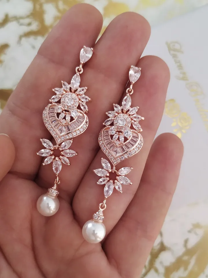Art Deco Long Rose Gold Wedding Earrings for Bride, Swarovski Crystal Chandelier Statement Bridal Earrings, Vintage Style Statement Jewelry