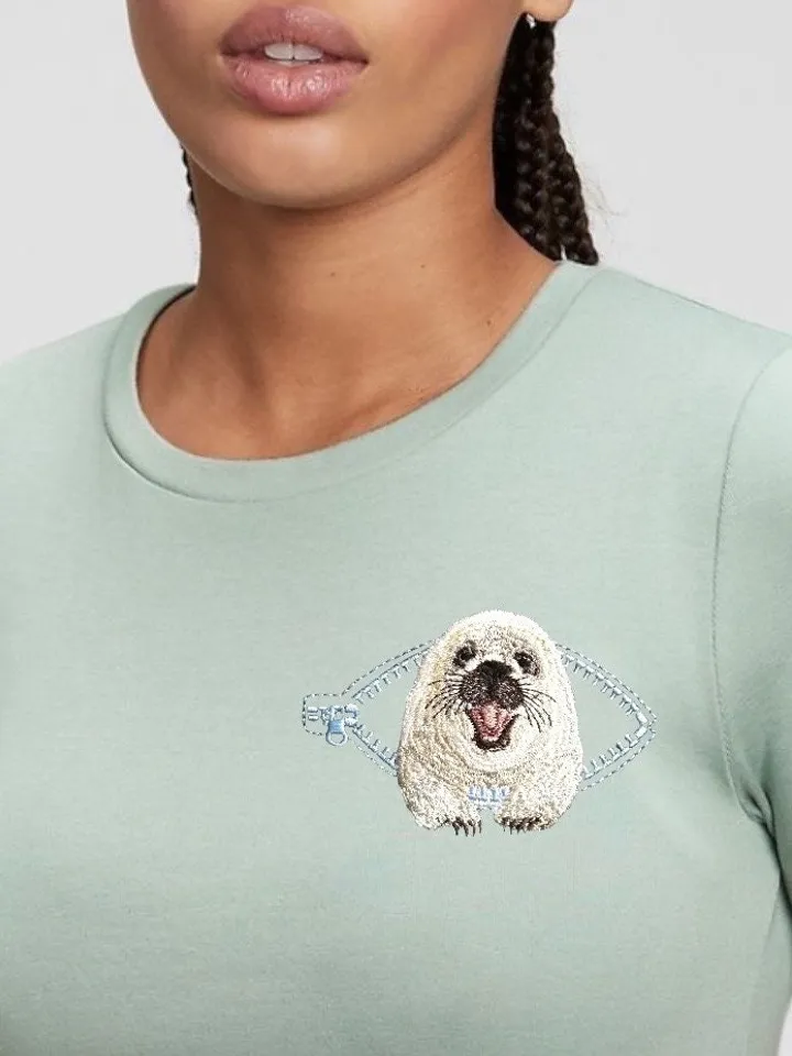 Fur seal in a zipper pocket Miniature realistic machine embroidery design Pet design seal realistic pattern fur seal embroidery motif