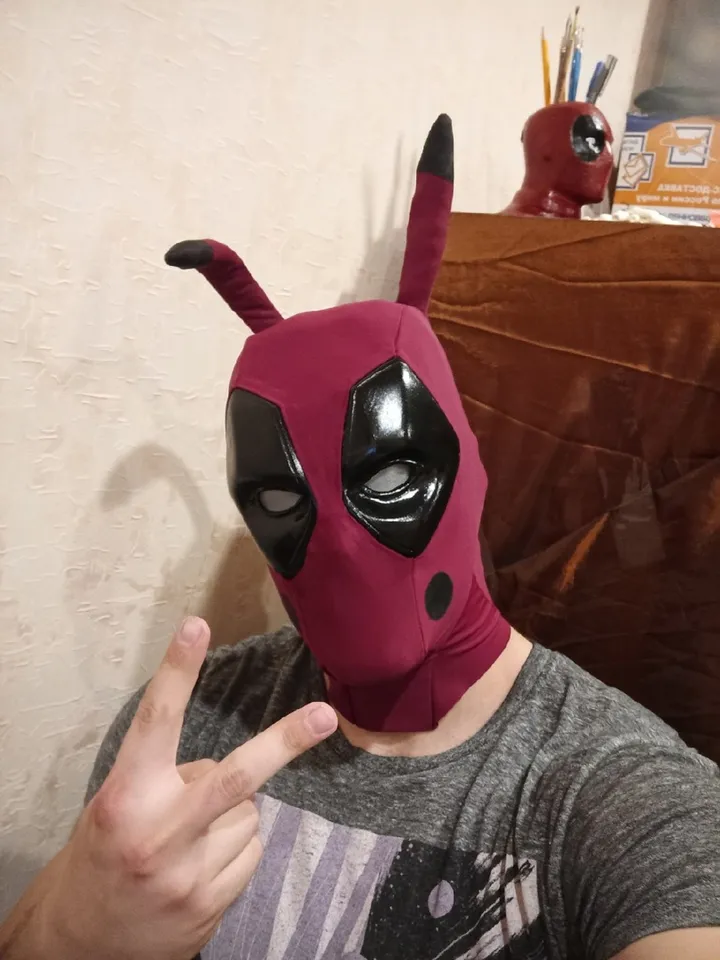 Deadpool Pikachu mask / Pikapool pokemon cosplay