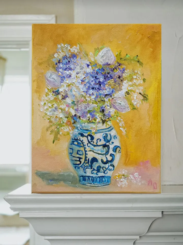 Oil painting on canvas "Still life. Bouquet of lilacs in a Chinese vase" 24x30cm (9.6x12inch)