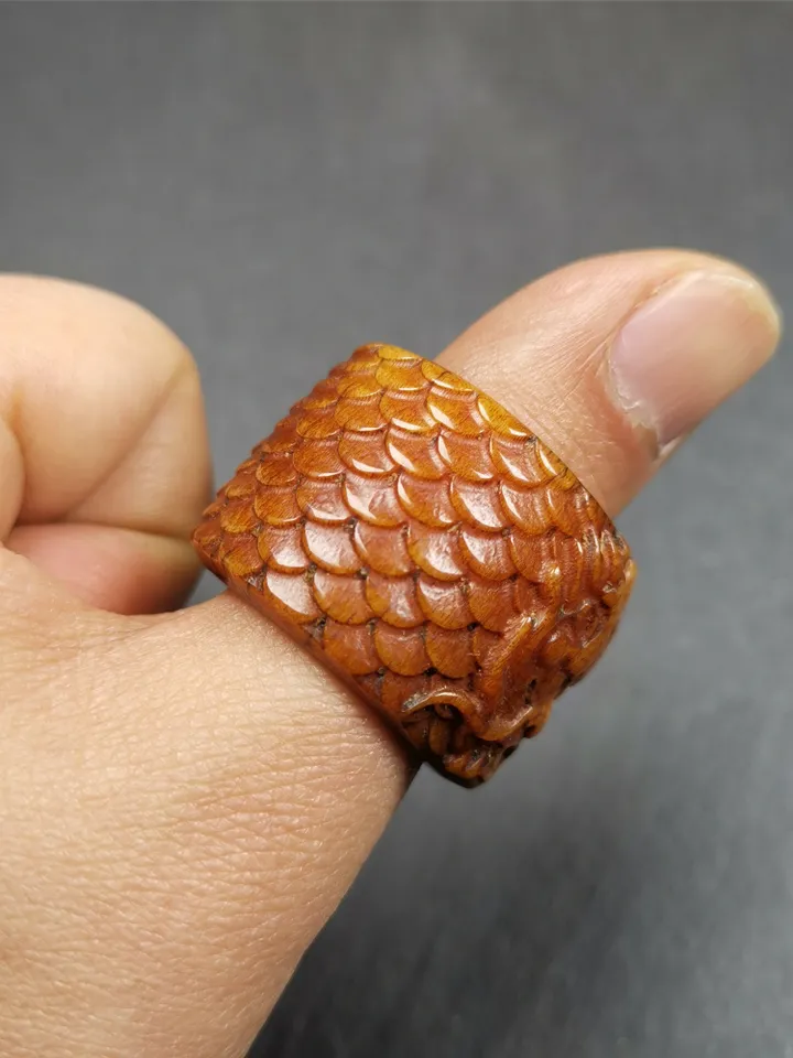 Gandhanra Handmade Big Thumb Ring for Men,Yak Bone Carved,Dragon Pattern,0.87"