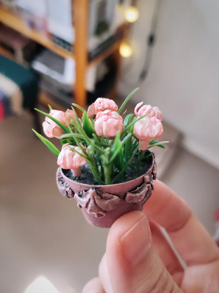 Miniature Potted House Plants with Shelf for Dolls and Dollhouses 1/6 Scale