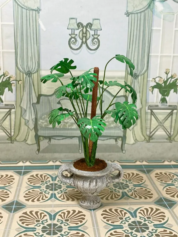 Houseplant in a floor planter for a 1:12 scale dollhouse. Miniature dollhouse. Handmade. Plant for a doll.