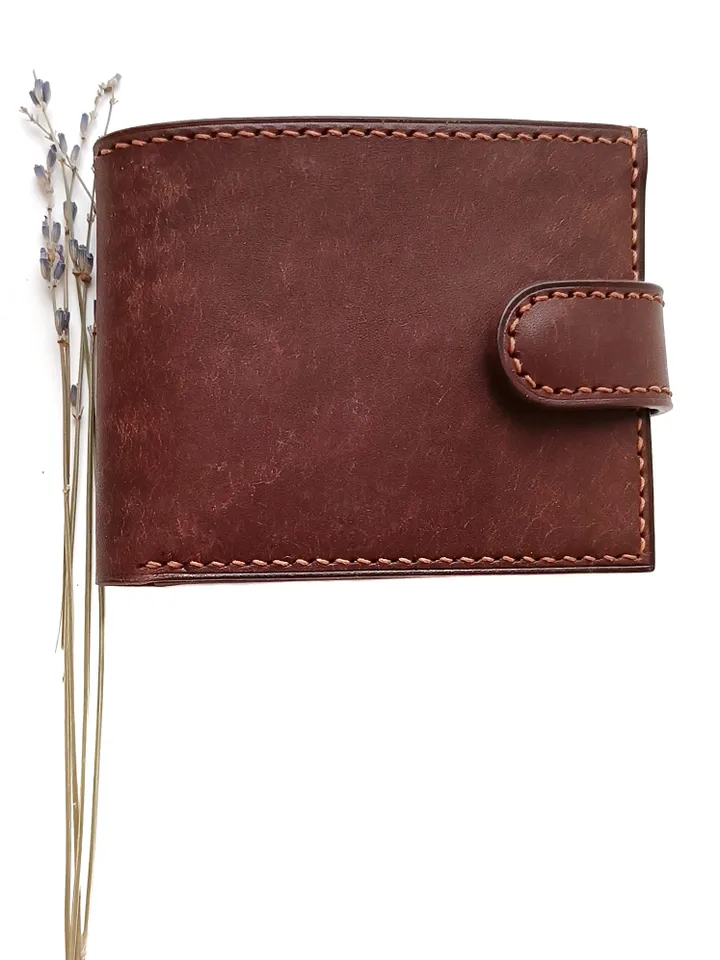 Leather bifold wallet pattern PDF with 4 mm pitch. Classic men's wallet PDF Pattern.