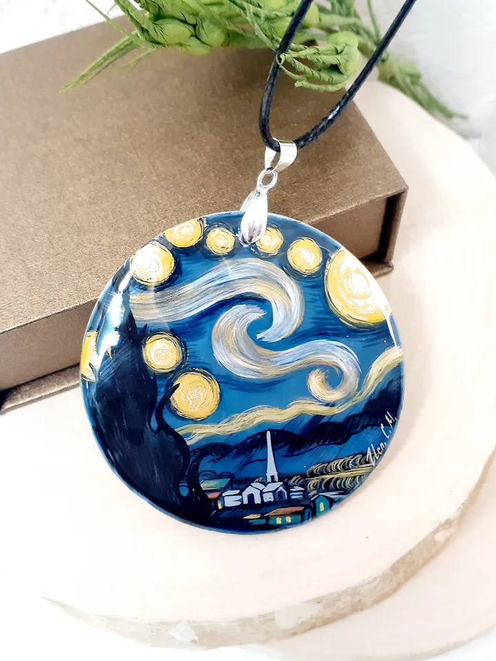 Van Gogh "Starry night" Mother-of-pearl Russian hand painting. Van Gogh Pendant. Hand paint pendant. Hand painted miniature painting