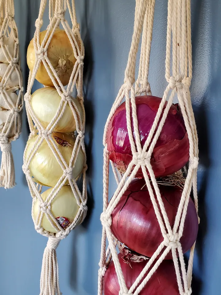 Macrame Produce Bag MEDIUM Size Hang Avocados Onions Oranges Potatoes and Other Fruits & Vegetables in a Breathable Boho Style Net