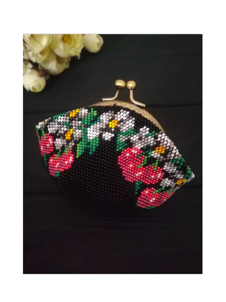 PDF Bead Crochet Pattern Ladies' Wallet Cute Purse with a bow for coins