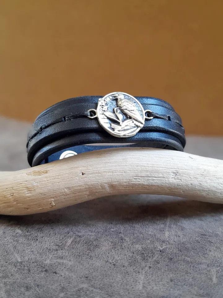Black Raven Bracelet, Handmade Adjustable Full Grain Leather Cuff, Men Bracelet, Crow Pendant Bangle, Minimalist Gothic Leather Jewelry