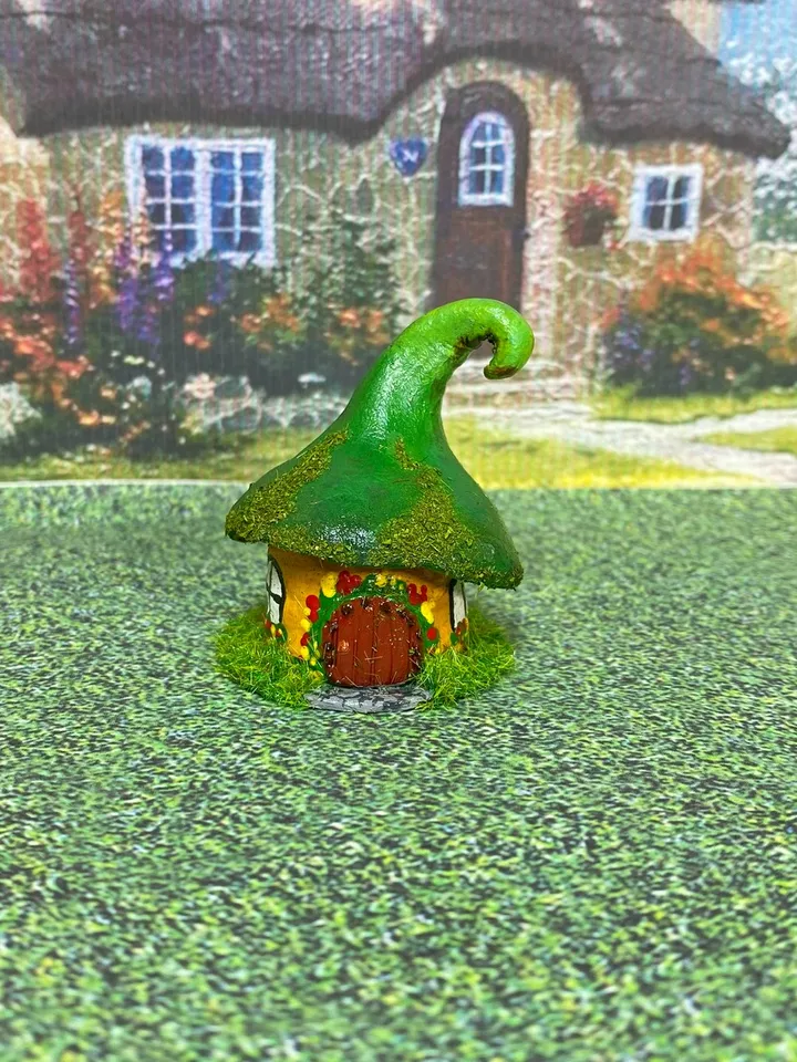 Forest mini house. Dollhouse miniature. 1:12. House for a gnome. Handmade.