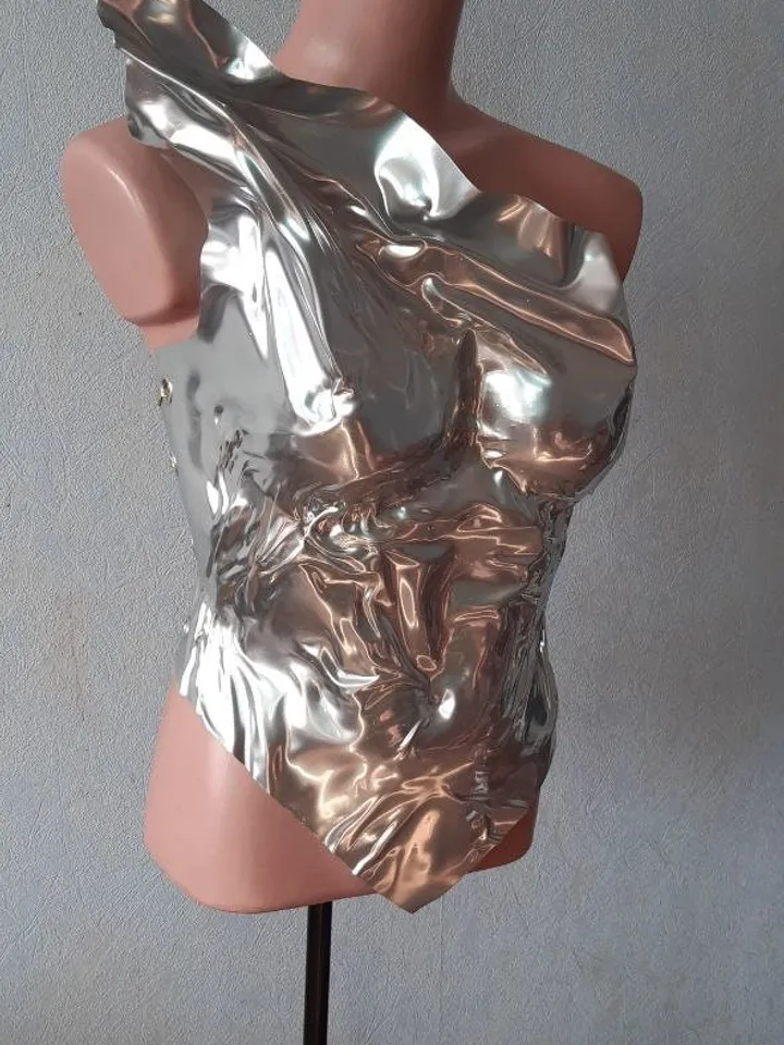 Cuirass Armor StrawberryCostumes-Cosplay-Cuirass-FantasyStrawberry Wolf Armor Chest Suits - Cosplay - Royal - Gold - Chest - Fantasy- Corset