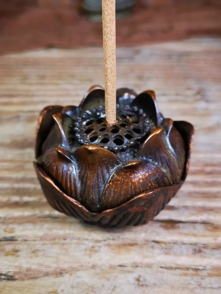 Gandhanra Vintage Censer,Lotus Incense Burner Holder,for Incense and Offering