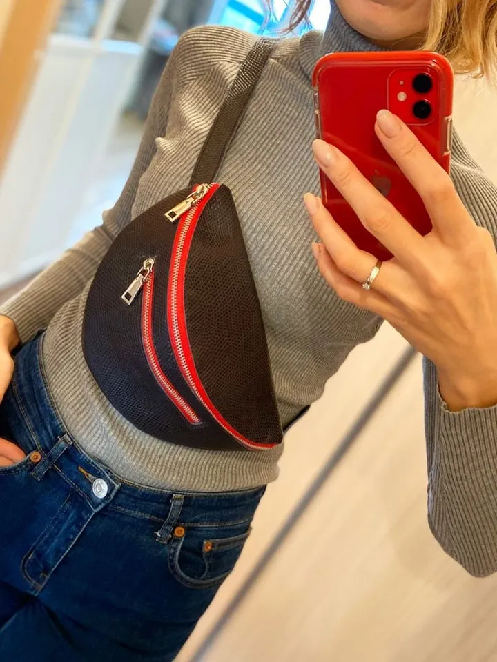 Bag on the belt
