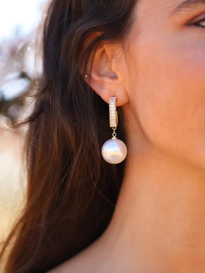 Pearl Hoop Wedding Earrings, Bridesmaid Gift, Minimalist Bridal Earrings, Swarovski Jewelry, CZ Statement Wedding Earrings,Statement Jewelry