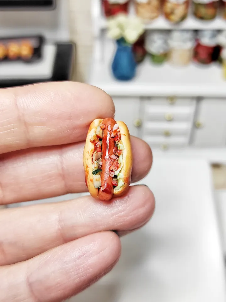 Realistic hot dog - Sausage sandwich - Dollhouse hot dog - Realistic food 1 6 - miniature - mini food - dollhouse food