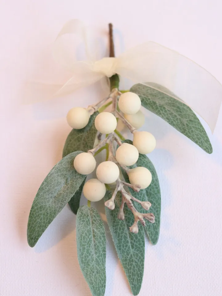 Mistletoe garland Christmas bunting Holiday Rustic Farmhouse Hanging Mistletoe decor