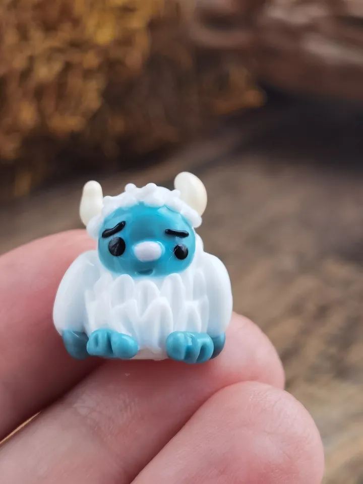 Abominable snowman figurine Yeti gifts Big foot figurine Tiny snowman miniature mini glass Yeti ornament micro snowman sculpture