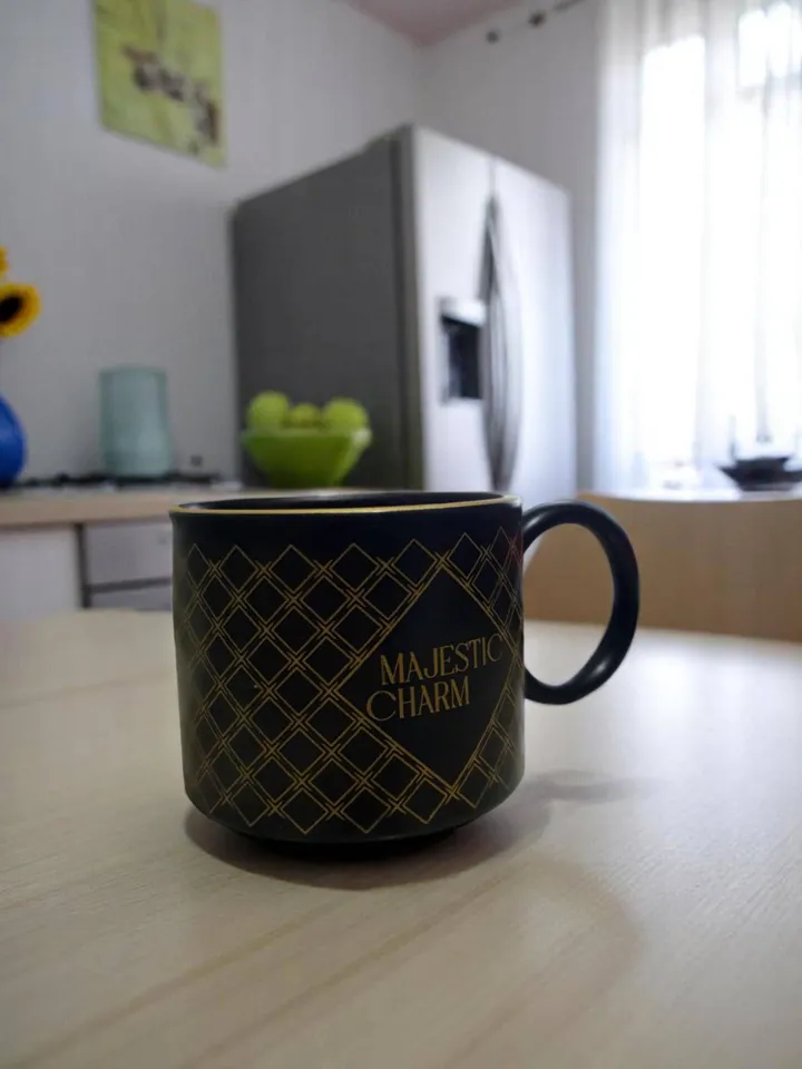 Majestic Charm Mug 200ml Black And Gold Coffee Cup Elegant Tea Mug Luxury Ceramic Drinkware Stylish Office Mug Modern Gift Idea