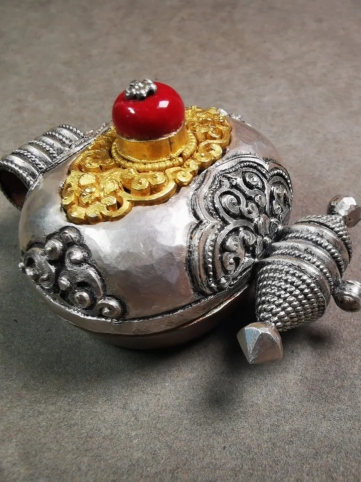 Gandhanra Handmade Gau Ghau Shrine, Chiseled Mini Tibetan Buddhist Altar Amulet Pendant,Made of Sterling Silver,Copper,Agate