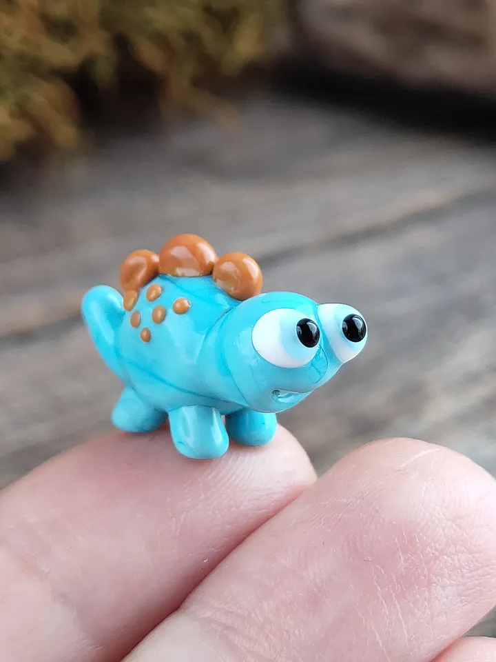 DINOSAUR ORNAMENTS Dinosaur figurine Glass dinosaur decor Miniature Dinosaur gift Dino figurine Glass figurines Tiny glass animals Terrarium