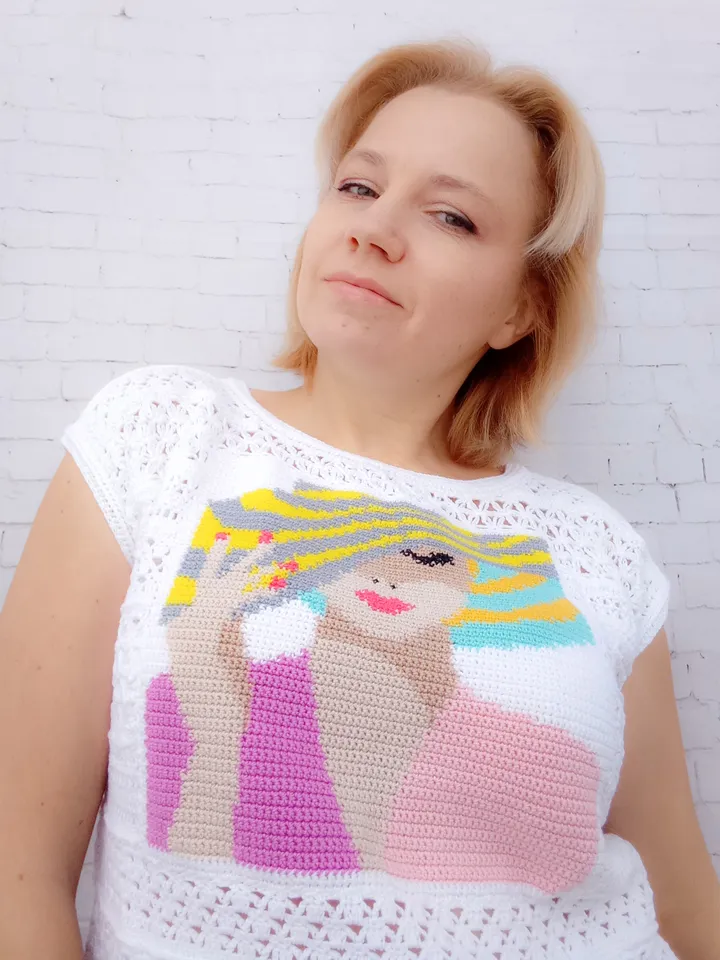 Women's Summer Top 'Lady in Hat' Crochet Pattern