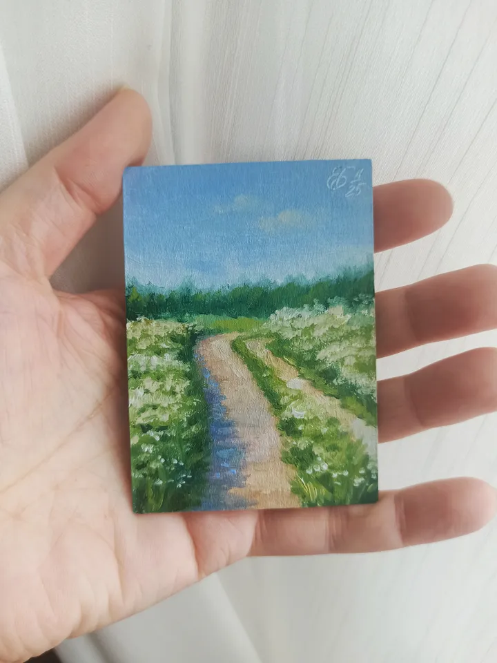 Original oil painting ACEO, Road in a field with white flowers, Summer countryside landscape, Collection card 2,5x3,5 in
