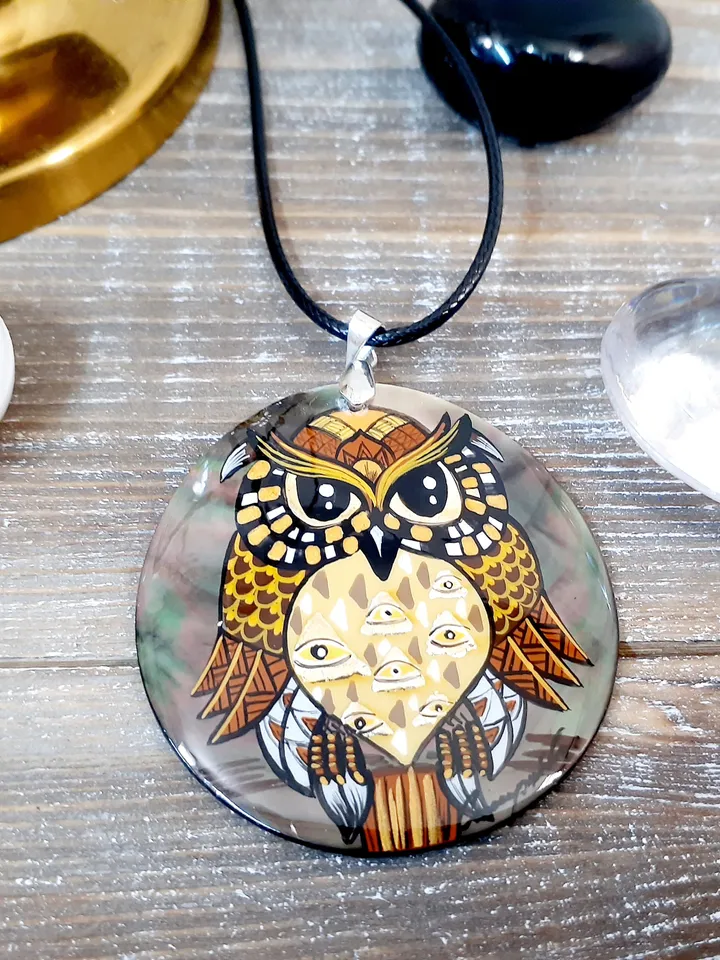 Pearl pendant necklace: Eagle Owl in style of Gustav Klimt • Awesome bird pendant for stylish women • Mystery Halloween owl amulet for witch
