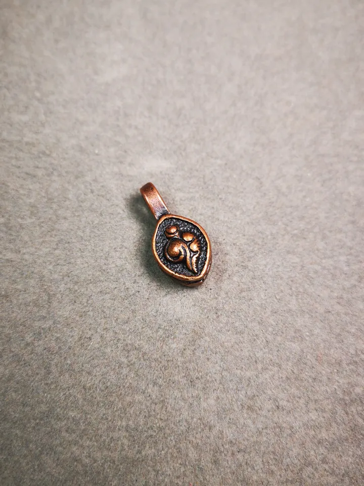 Gandhanra Handmade Buddhist Mala Counter Clip,Bum Counter Clip for Prayer Beads,Shankha / Conch Shape,Mala Accessories