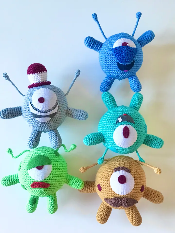 Crochet pattern Brothers Martians