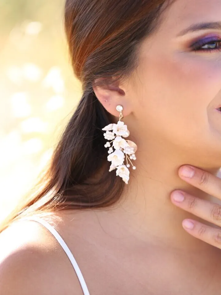 Delicate Porcelain Flowers Wedding Earrings For Brides, Boho Floral Bridal Earrings, Gold Leaf Statement Wedding Jewelry, Bridal Jewelry